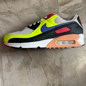 Nike Woman’s Airmax 90 Trainers